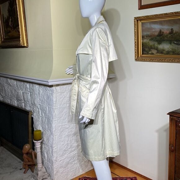 Nuage Ivory White Satin Classic Belted Trench Coat - Picture 5 of 13